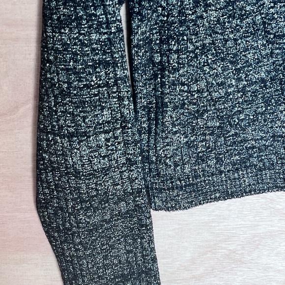 House of Harlow 1960 knit sweater L cropped gold shimmer holiday ribbed crewneck - Picture 4 of 5